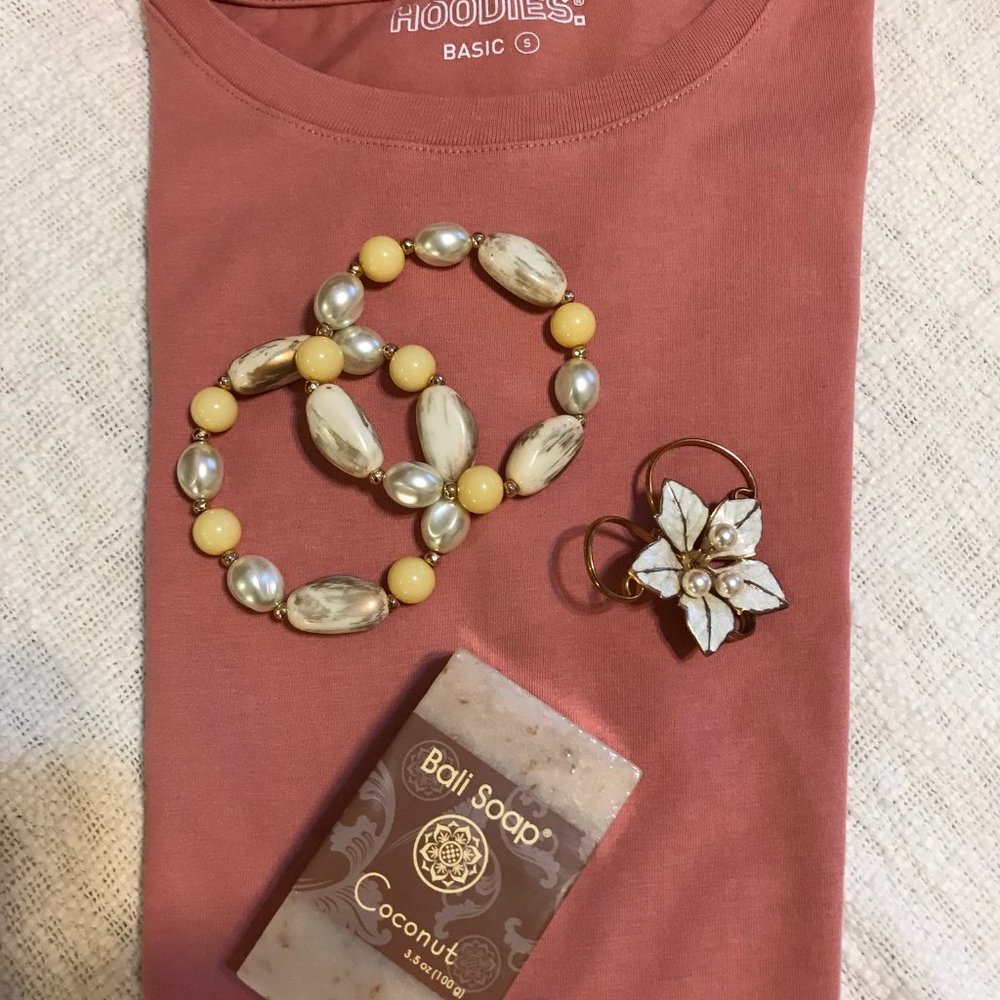 Bundle of Beautiful Tshirt, Flower Pin&2 Bracelets